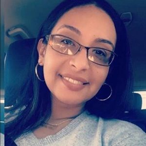 Meet your Posher, Carmen